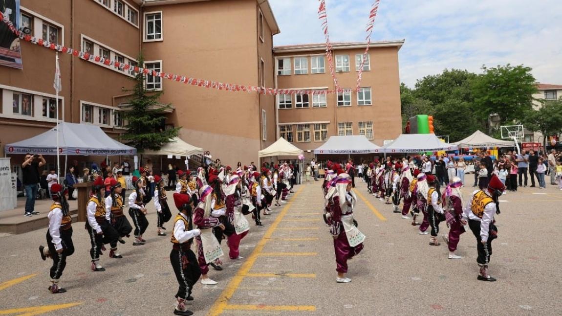 OKULUMUZ SENE SONU KERMES, ŞENLİK VE SERGİ AÇILIŞI YAPILDI